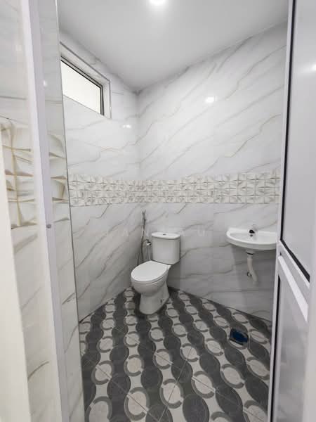 Rumah Teres 1 Tingkat untuk Dijual di Taman Puteri Wangsa (Ulu Tiram) - JAN AU - Bathroom - PropertyGuru.com.my