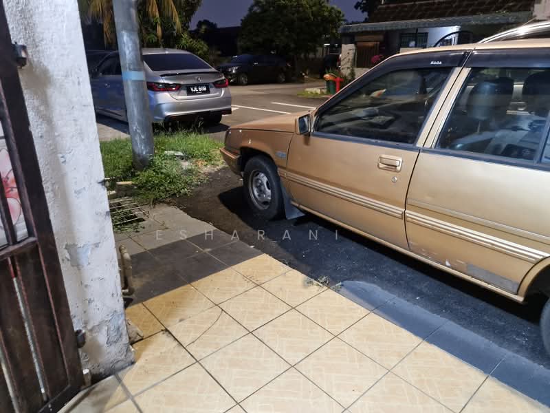 Rumah Teres 1 Tingkat untuk Dijual di Seksyen 20 (Shah Alam) - Esharani . - PropertyGuru.com.my