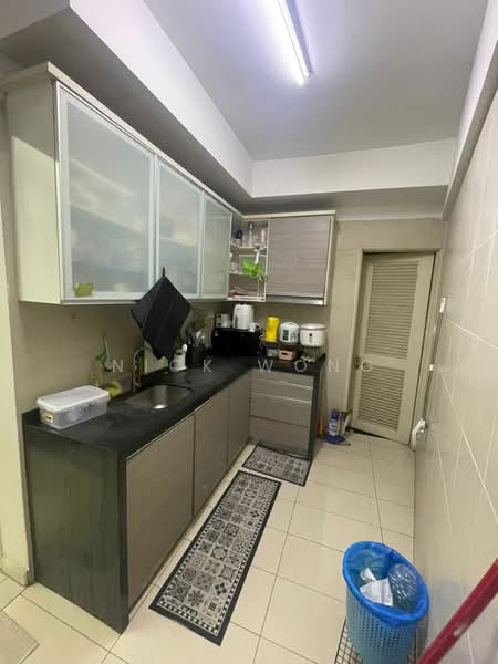 Service Residence for Rent at Tiara Mutiara / The Crown - Nick Wong - Kitchen - PropertyGuru.com.my