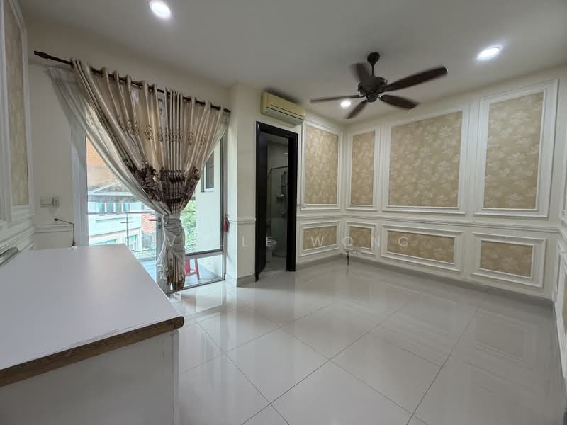 3.5-storey Terraced House for Sale in Duta Tropika (Batu) - Yvelle Wong - Interior - PropertyGuru.com.my