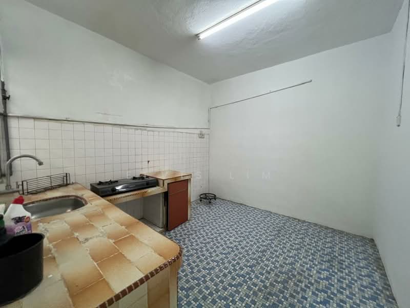 Terraced House for Rent in Taman Siakap (Perai) - Elvis Lim - Kitchen - PropertyGuru.com.my