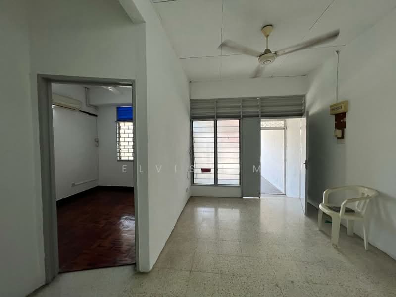 Terraced House for Rent in Taman Siakap (Perai) - Elvis Lim - Living Room - PropertyGuru.com.my