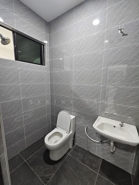 Rumah Teres 2 Tingkat untuk Disewa di Iskandar Puteri (Nusajaya) (Johor) - Serine Tan - Bathroom - PropertyGuru.com.my