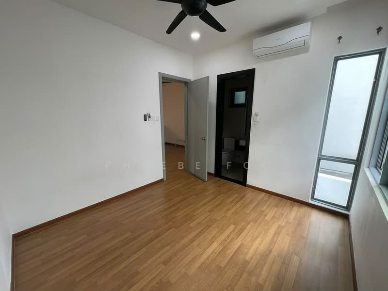 Bungalow for Sale in Taman Molek (Johor Bahru) - Phoebe Foo - PropertyGuru.com.my