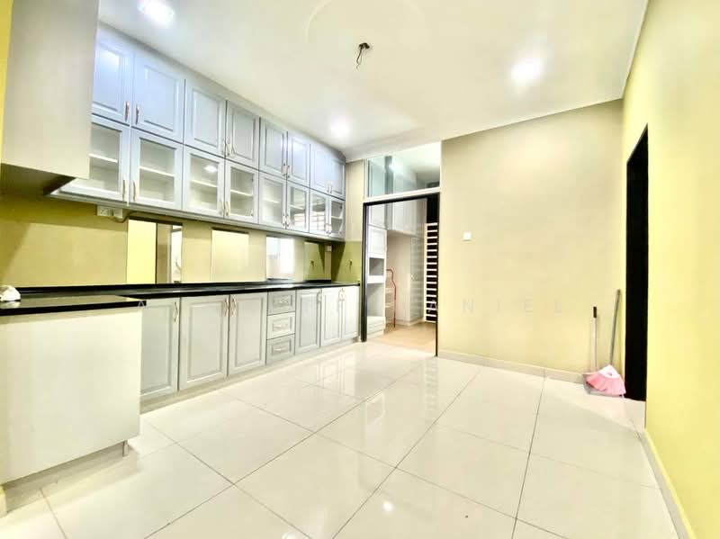 2-storey Terraced House for Sale in Kajang (Selangor) - Ashraff Daniel - Kitchen - PropertyGuru.com.my