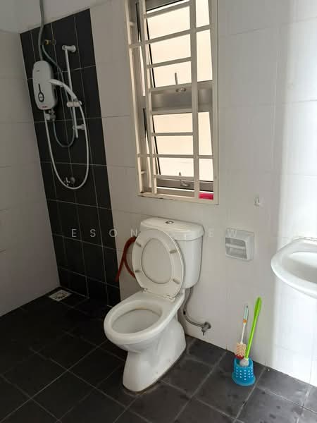 Service Residence for Rent at Saville @ Kajang - Eson Chew - Bathroom - PropertyGuru.com.my