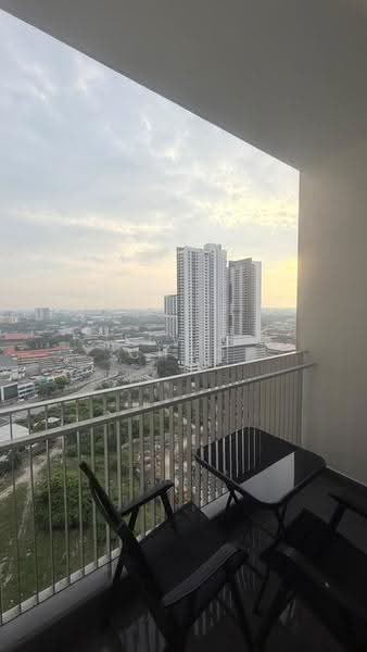 Kediaman Servis untuk Dijual di Luminari - Elvin Choo - Balcony - PropertyGuru.com.my