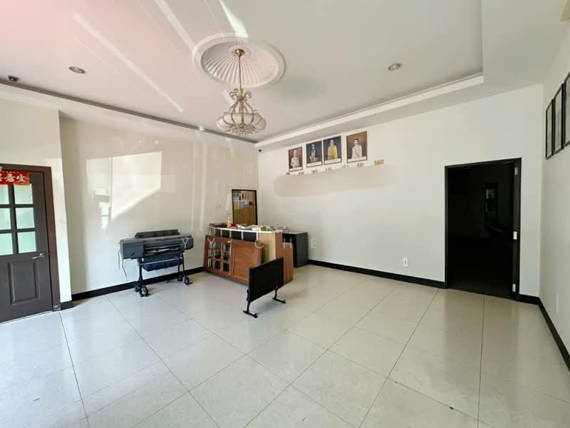 Shop / Office for Sale in Medan Istana (Ipoh) - YY Cheah - Interior - PropertyGuru.com.my