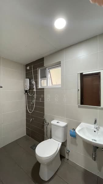 Condominium for Rent at Paraiso Residence @ The Earth - Cindy Leong - Bathroom - PropertyGuru.com.my
