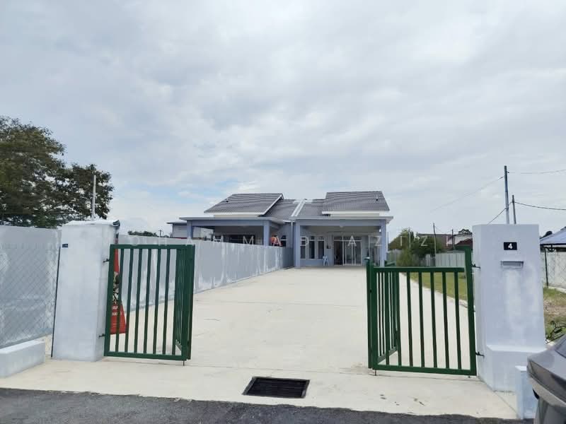 Semi-Detached House for Sale in Perkampungan Seri Damai Aman (Kuantan) - Mohammad Azizi - PropertyGuru.com.my