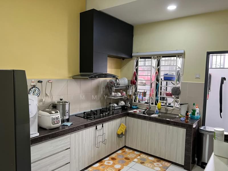 2-storey Terraced House for Sale in Semenyih (Selangor) - Kimmy Chua - Kitchen - PropertyGuru.com.my