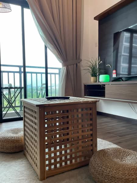 Servis Apartment untuk Dijual di Molek Regency - Elynn Lam - Living Room - PropertyGuru.com.my