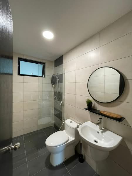 Servis Apartment untuk Dijual di Molek Regency - Elynn Lam - Bathroom - PropertyGuru.com.my