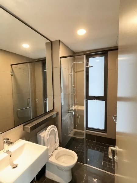 Service Residence for Sale at Bloomsvale Menara Vista Petaling - Sara Low - Bathroom - PropertyGuru.com.my
