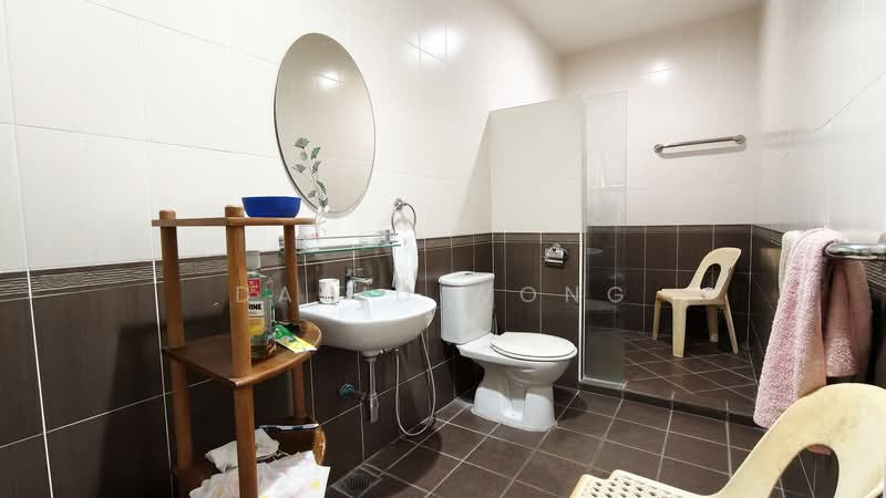 Semi-Detached House for Sale in Ipoh (Perak) - David Wong - Bathroom - PropertyGuru.com.my