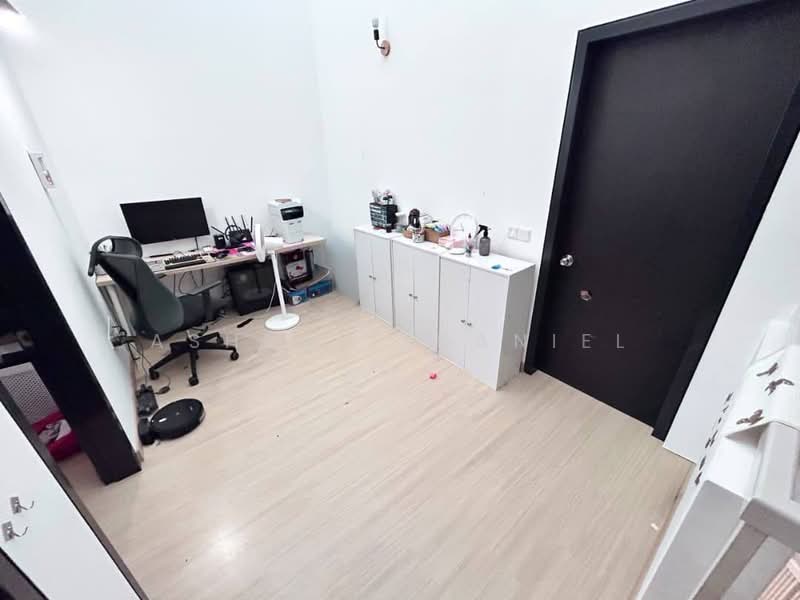 Rumah Teres 2 Tingkat untuk Dijual di Bandar Bukit Raja (Klang) - Ashraff Daniel - Study - PropertyGuru.com.my
