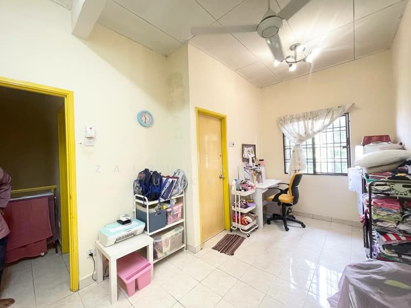 Rumah Teres 2-Tingkat untuk Dijual di Bandar Baru Bangi (Selangor) - Zairul Asrah Zulkefli - Study - PropertyGuru.com.my