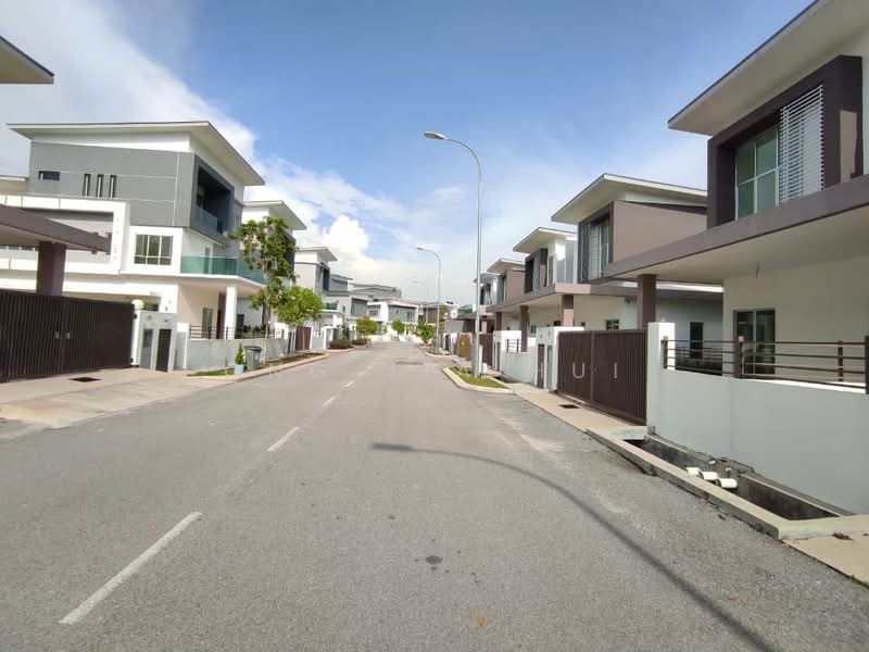 Semi-Detached House for Sale in Taman Lukut Lagenda (Port Dickson) - Ong Jia Hui - PropertyGuru.com.my