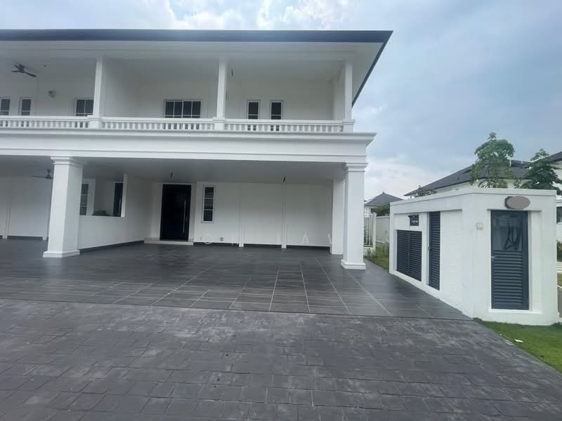 Rumah Berkembar untuk Dijual di Eco Majestic (Semenyih) - CK Law - Exterior - PropertyGuru.com.my