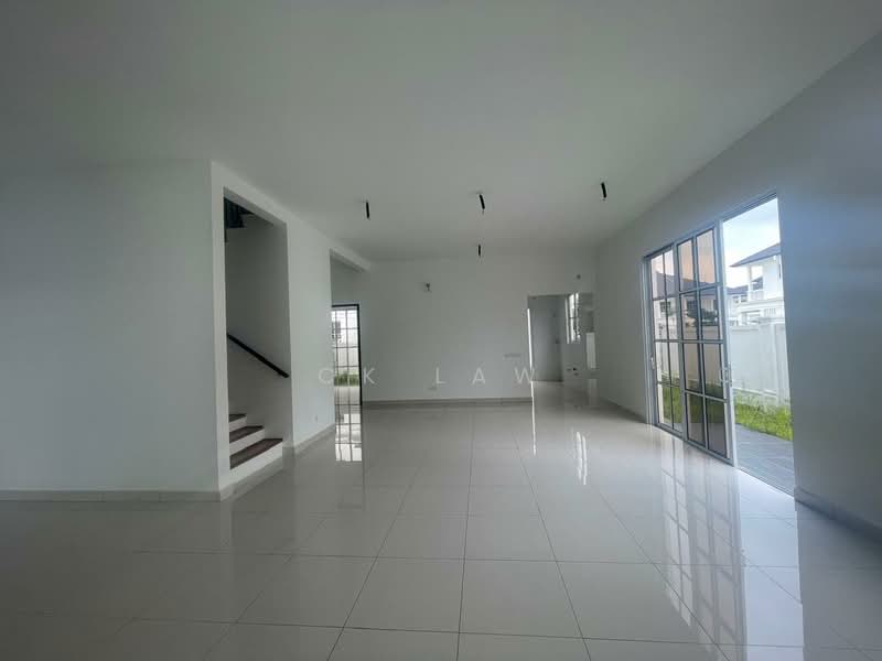 Rumah Berkembar untuk Dijual di Eco Majestic (Semenyih) - CK Law - Living Room - PropertyGuru.com.my