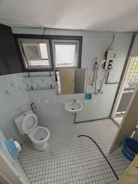 Pangsapuri untuk Disewa di Nova I - Eric Per - Bathroom - PropertyGuru.com.my