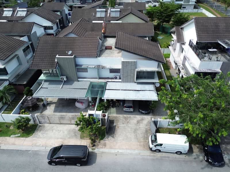 Rumah Berkembar untuk Dijual di U12, Taman Cahaya Alam (Shah Alam) - Ashraff Daniel - Exterior - PropertyGuru.com.my