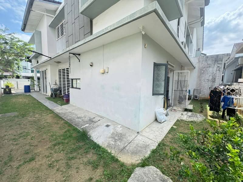 Rumah Berkembar untuk Dijual di U12, Taman Cahaya Alam (Shah Alam) - Ashraff Daniel - PropertyGuru.com.my