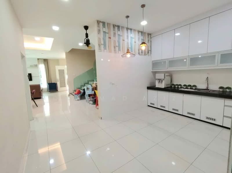 Semi-Detached House for Sale in Mahkota Heights (Kuantan) - Mohammad Azizi - PropertyGuru.com.my