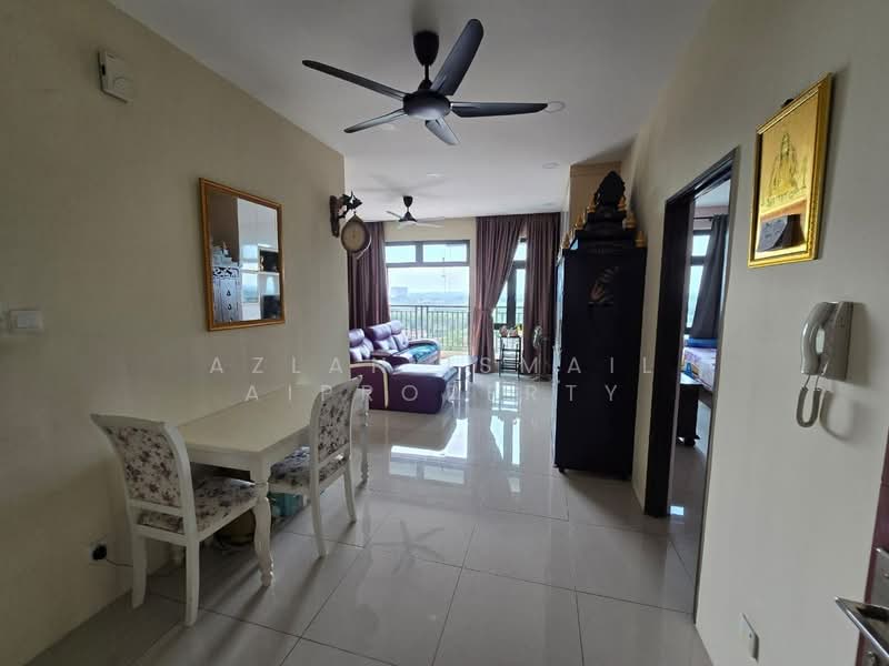 Service Residence for Sale at 8Scape Residence @ Sutera - Azlan Ismail aiproperty - Living Room - PropertyGuru.com.my
