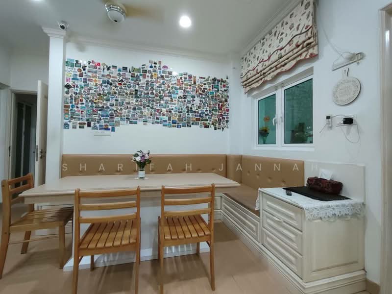 Bungalow for Sale in Shah Alam (Selangor) - Sharifah Jannah - Dining Room - PropertyGuru.com.my