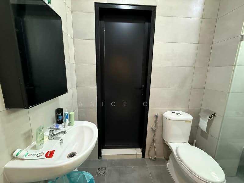 Rumah Teres 3.5 Tingkat untuk Dijual di Bayan Lepas (Penang) - Janice Ooi - PropertyGuru.com.my