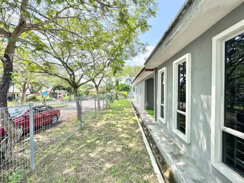 Bungalow for Sale in Kota Perdana (Seri Kembangan) - Ashraff Daniel - Exterior - PropertyGuru.com.my