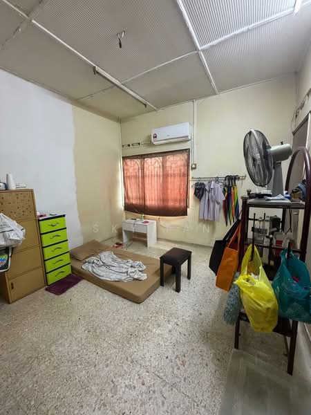 Rumah Teres 2 Tingkat untuk Dijual di Taman Sentosa (Johor Bahru) - Sky Tan - Bedroom - PropertyGuru.com.my