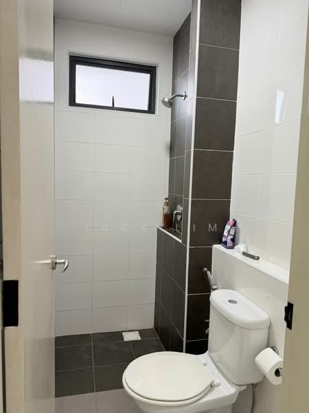 Semi-Detached House for Sale in Telok Panglima Garang (Selangor) - Jack Lim - Bathroom - PropertyGuru.com.my