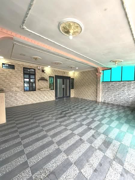 Rumah Teres 1 Tingkat untuk Dijual di Taman Puteri Wangsa (Ulu Tiram) - Janice Yong - Exterior - PropertyGuru.com.my