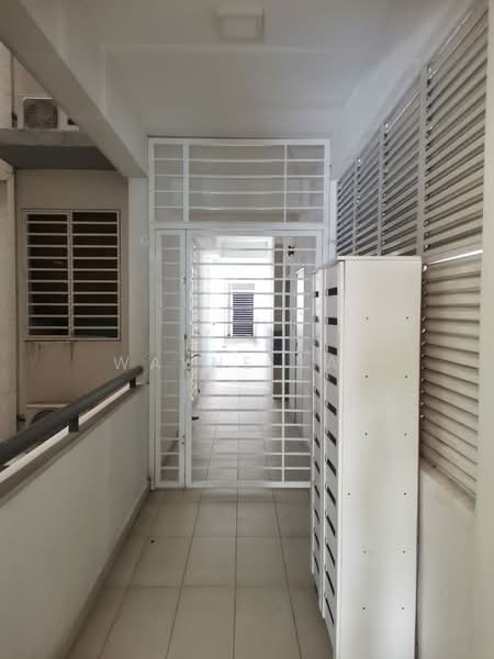 Condominium for Rent at Saville @ The Park - Wayne Yap - Corridor - PropertyGuru.com.my