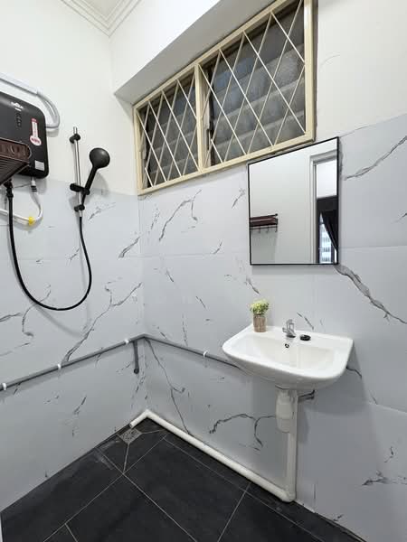Kondominium untuk Disewa di Kelana Puteri - Jeron Teoh - Bathroom - PropertyGuru.com.my