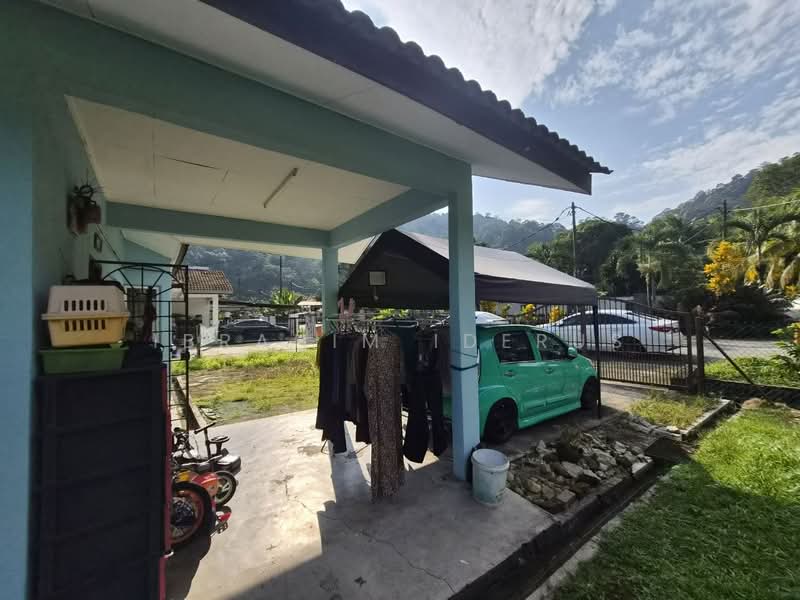 Bungalow for Sale in Serendah (Selangor) - Ibrahim Iderus - Exterior - PropertyGuru.com.my