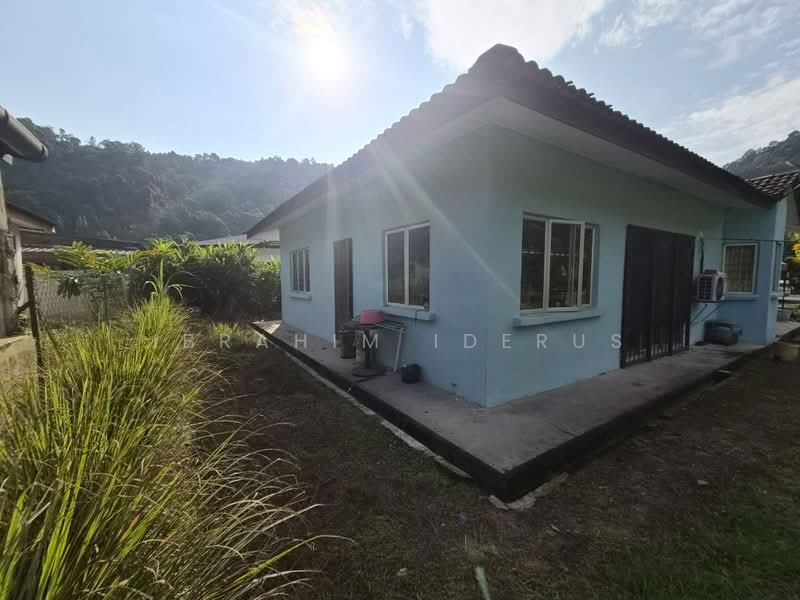 Bungalow for Sale in Serendah (Selangor) - Ibrahim Iderus - Exterior - PropertyGuru.com.my