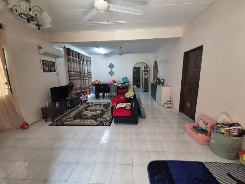 Bungalow for Sale in Serendah (Selangor) - Ibrahim Iderus - Living Room - PropertyGuru.com.my