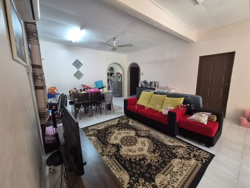 Bungalow for Sale in Serendah (Selangor) - Ibrahim Iderus - Living Room - PropertyGuru.com.my