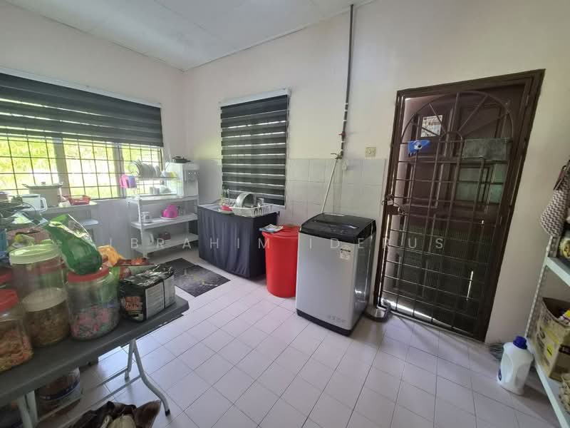 Bungalow for Sale in Serendah (Selangor) - Ibrahim Iderus - Kitchen - PropertyGuru.com.my