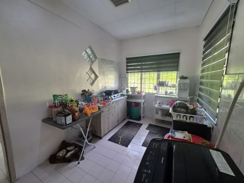 Bungalow for Sale in Serendah (Selangor) - Ibrahim Iderus - Kitchen - PropertyGuru.com.my