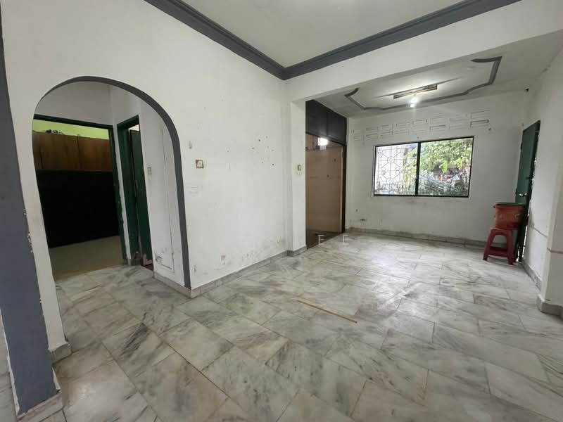Semi-Detached House for Sale in Taman Abad (Johor Bahru) - Jaz Lee - PropertyGuru.com.my