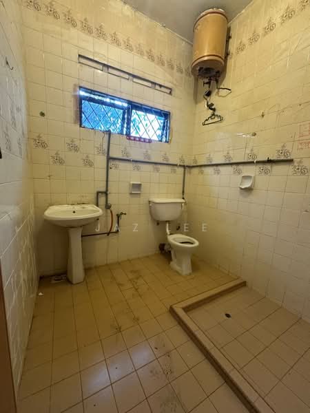 Semi-Detached House for Sale in Taman Abad (Johor Bahru) - Jaz Lee - PropertyGuru.com.my
