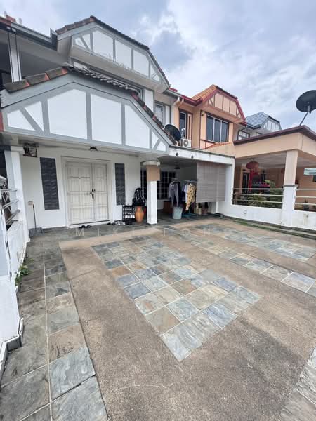 2-storey Terraced House for Sale in Usj 11 (Subang Jaya) - Miki Fong - Exterior - PropertyGuru.com.my