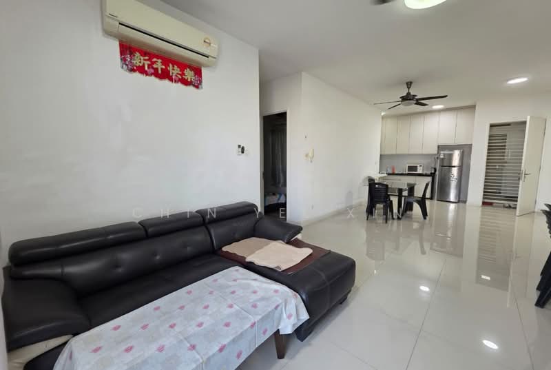 Condominium for Rent at Scenaria @ North Kiara Hills - Chin Yee Xin - Living Room - PropertyGuru.com.my