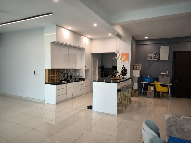 Servis Apartment untuk Disewa di 8 Kinrara - Ron Liew - Kitchen - PropertyGuru.com.my