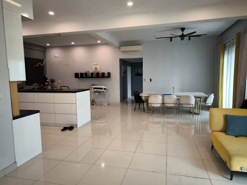 Servis Apartment untuk Disewa di 8 Kinrara - Ron Liew - Living Room - PropertyGuru.com.my