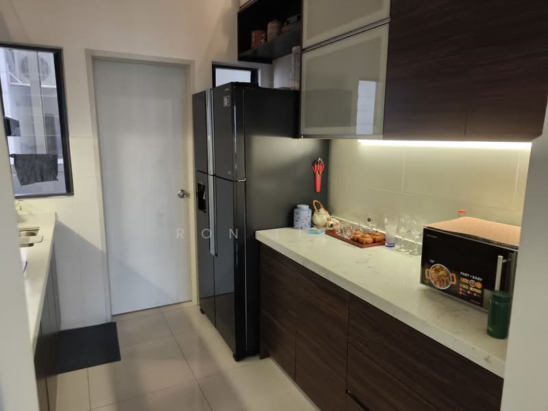 Servis Apartment untuk Disewa di 8 Kinrara - Ron Liew - Kitchen - PropertyGuru.com.my